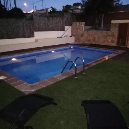בית נופש Mari & Jose Ramon Casa 10 Personas - 7 Adultos Max Vespellá