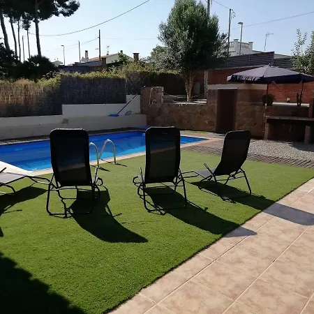 Mari & Jose Ramon Casa 10 Personas - 7 Adultos Max בית נופש