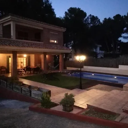 Mari & Jose Ramon Casa 10 Personas - 7 Adultos Max בית נופש Vespellá