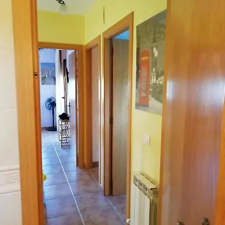 בית נופש Mari & Jose Ramon Casa 10 Personas - 7 Adultos Max Vespellá